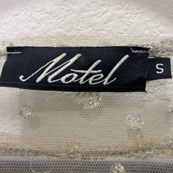 FESTIVAL STYLE - Motel Rocks Sheer Sparkle Top - Picture 4 of 4